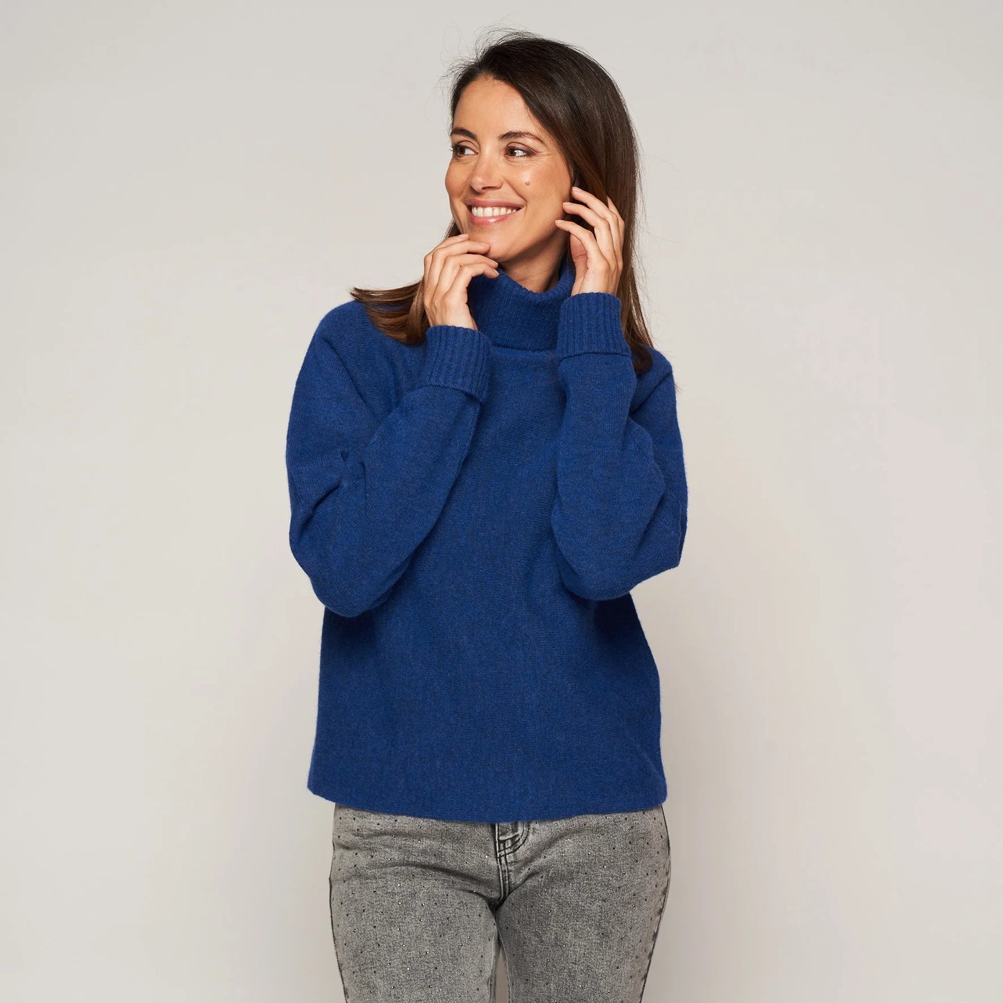 Pull 'Amata'