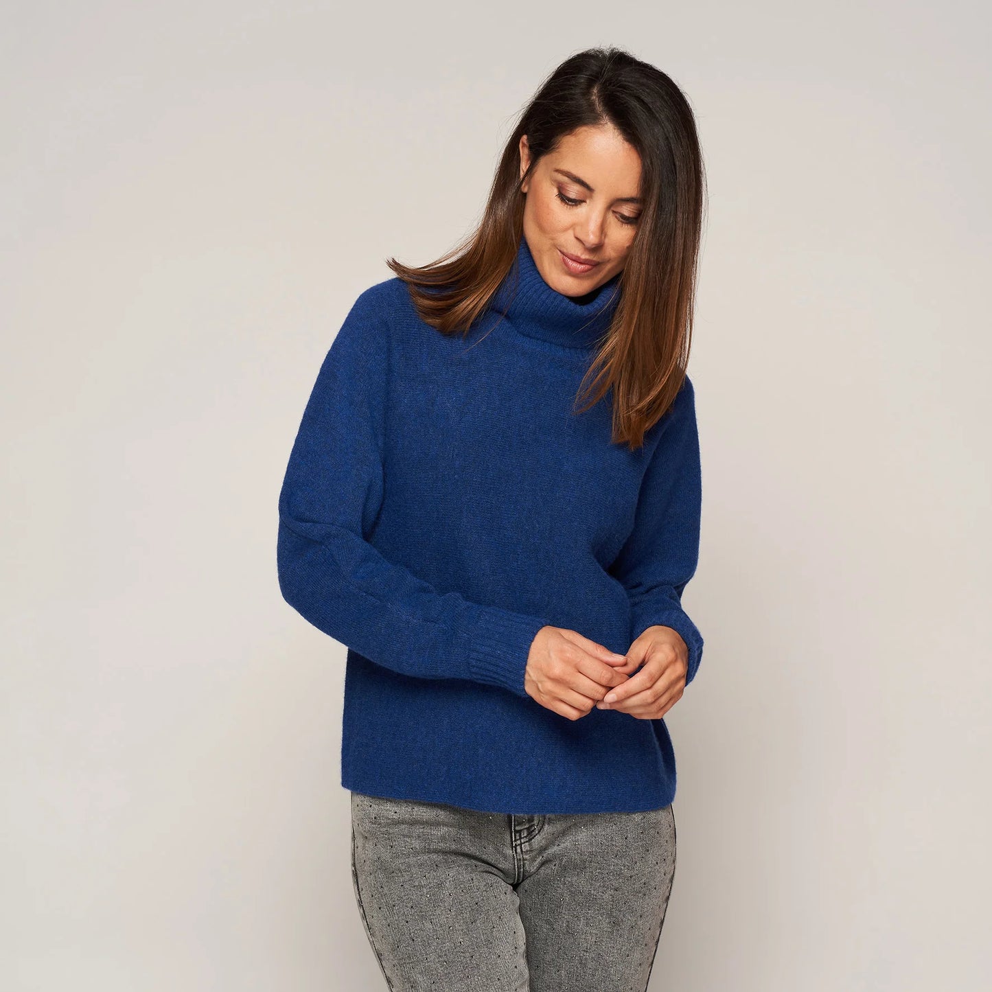 Pull 'Amata'