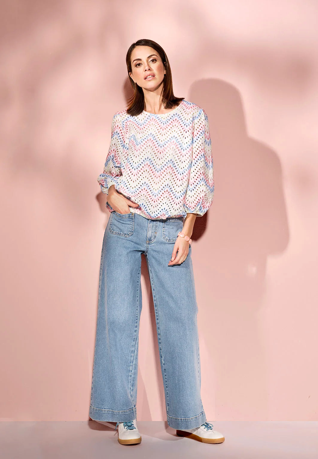 jeansbroek met een blouse met missoni print